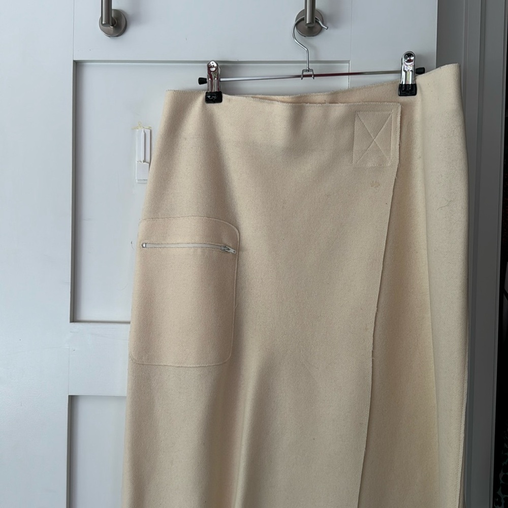 Hold Renfrew Velcro skirt size 14